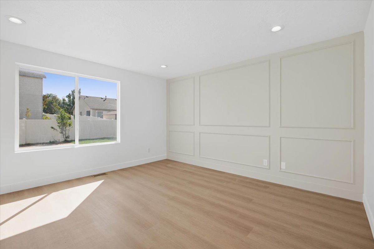 Photo 12 of 26 E 1860 N, Tooele