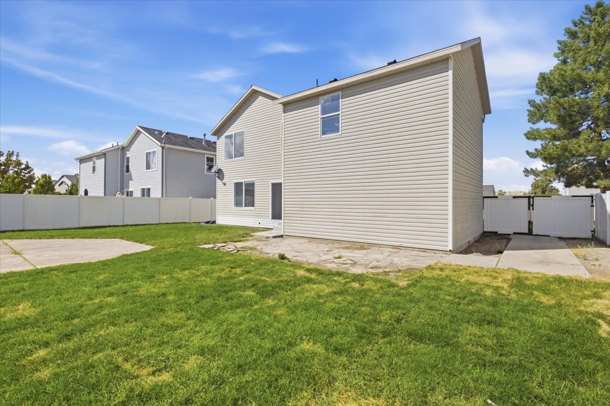 Photo 29 of 26 E 1860 N, Tooele
